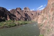 der Colorado River im Canyon unten